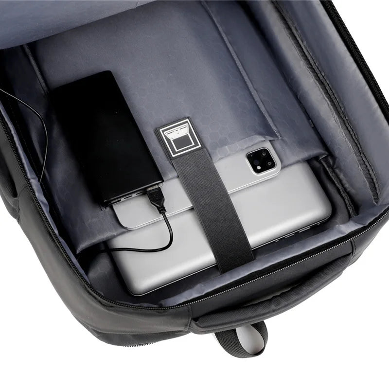 MONTRAVE Metro Commuter Backpack — product view